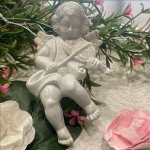 White Sparkly Angel Playing Violin Ornament